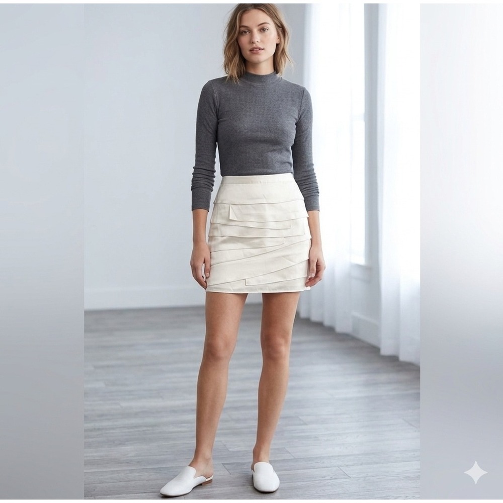 Ann Taylor Cream 100% Silk Tiered Ruffle Mini Skirt Size 6 MSRP$139NWT